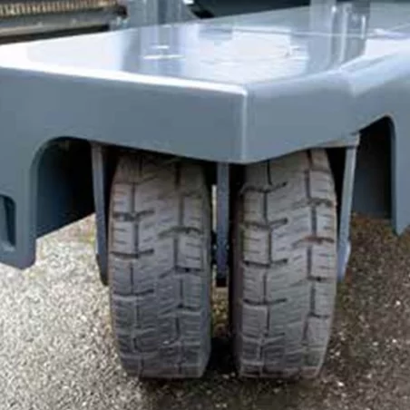 NEUWERTH Logistics SA - OMG Industry - LT 20-40 Compact - Chariot latéral NEUWERTH Logistics SA - OMG Industry - LT 20-40 Compact - Chariot latéral