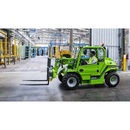NEUWERTH Logistics SA - Merlo - COMPACT e-Worker - Telescopic loader