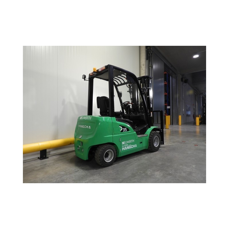 NEUWERTH Logistics SA - Hangcha - CPD35-XD4-SI21 - Chariot-élévateur électrique NEUWERTH Logistics SA - Hangcha - CPD35-XD4-SI21 - Chariot-élévateur électrique