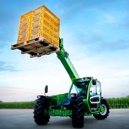 NEUWERTH Logistics SA - Merlo - COMPACT TurboFarmer 33.7 - Chariot télescopique