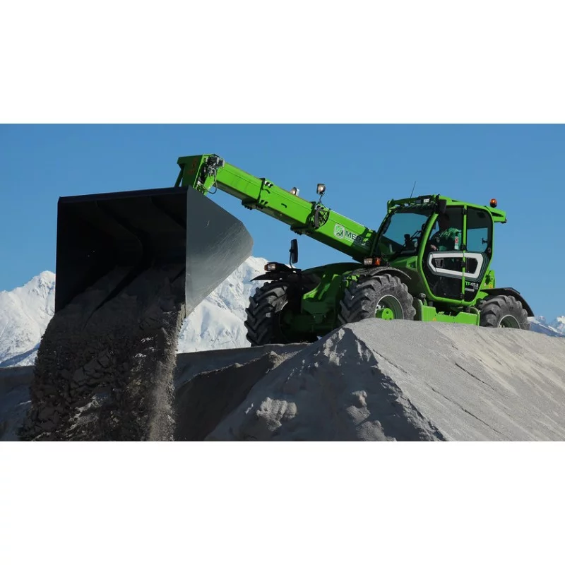 NEUWERTH Logistics SA - Merlo - HIGH TurboFarmer 45.11 - Chariot télescopique