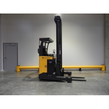 NEUWERTH Logistics SA - Atlet - UMS 160 - Chariot à mât retractable NEUWERTH Logistics SA - Atlet - UMS 160 - Chariot à mât retractable