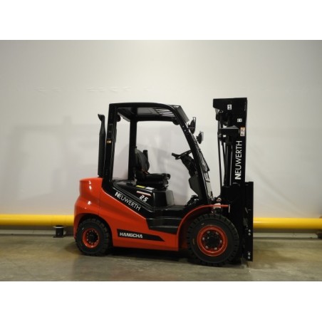 NEUWERTH Logistics SA - Hangcha - CPCD25-X2H7F1 - Chariot-élévateur Diesel NEUWERTH Logistics SA - Hangcha - CPCD25-X2H7F1 - Chariot-élévateur Diesel