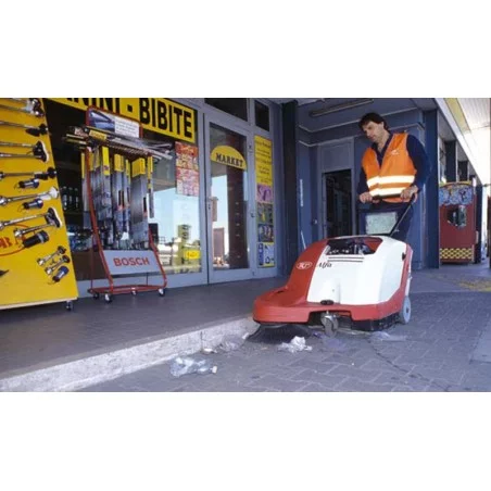 NEUWERTH Logistics SA - RCM - RCM Alfa - Spazzatrici NEUWERTH Logistics SA - RCM - RCM Alfa - Spazzatrici