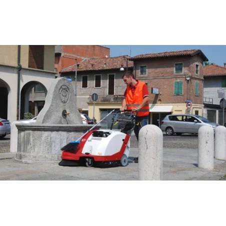 NEUWERTH Logistics SA - RCM - RCM Alfa - Spazzatrici NEUWERTH Logistics SA - RCM - RCM Alfa - Spazzatrici