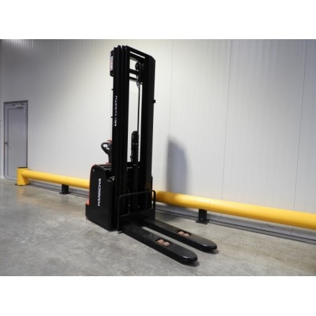 NEUWERTH Logistics SA - Hangcha - CDD12-AC1 - Gerbeur électrique NEUWERTH Logistics SA - Hangcha - CDD12-AC1 - Gerbeur électrique