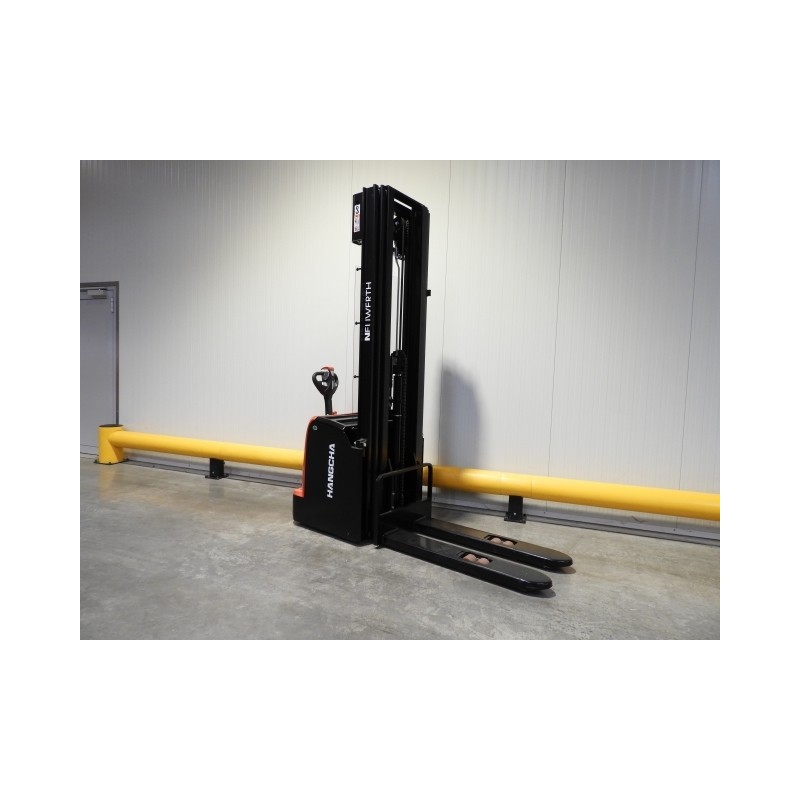 NEUWERTH Logistics SA - Hangcha - CDD12-AC1 - Gerbeur électrique NEUWERTH Logistics SA - Hangcha - CDD12-AC1 - Gerbeur électrique