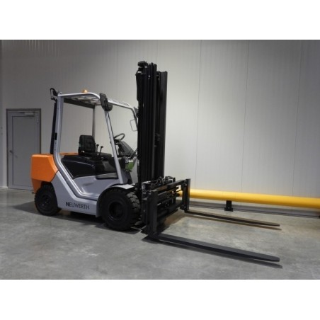 NEUWERTH Logistics SA - Still - rc 40 - 35 - Chariot-élévateur Diesel NEUWERTH Logistics SA - Still - rc 40 - 35 - Chariot-élévateur Diesel