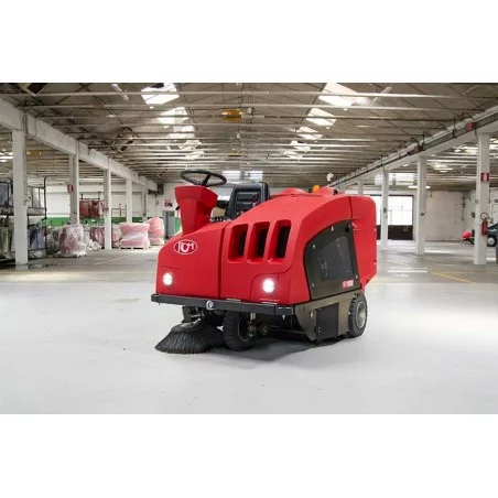 NEUWERTH Logistics SA - RCM - RCM Boxer Plus - Balayeuse NEUWERTH Logistics SA - RCM - RCM Boxer Plus - Balayeuse