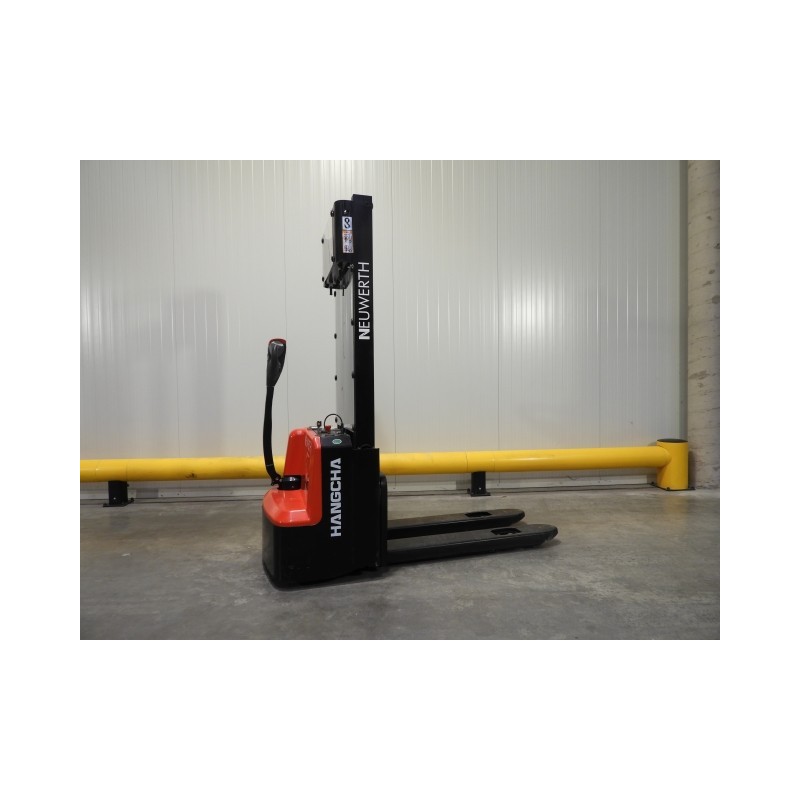 NEUWERTH Logistics SA - Hangcha - CDD12-AMC1-L - Gerbeur électrique