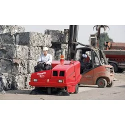 NEUWERTH Logistics SA - RCM - RCM Duemila - Scheuersaugmaschine 2