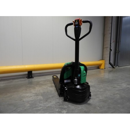 NEUWERTH Logistics SA - Hangcha - CBD18-JL3 - Transpalette électrique NEUWERTH Logistics SA - Hangcha - CBD18-JL3 - Transpalette électrique