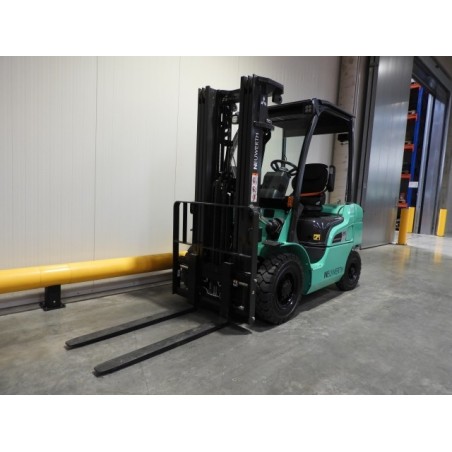 NEUWERTH Logistics SA - Mitsubishi - FD25N3 - Chariot-élévateur Diesel NEUWERTH Logistics SA - Mitsubishi - FD25N3 - Chariot-élévateur Diesel