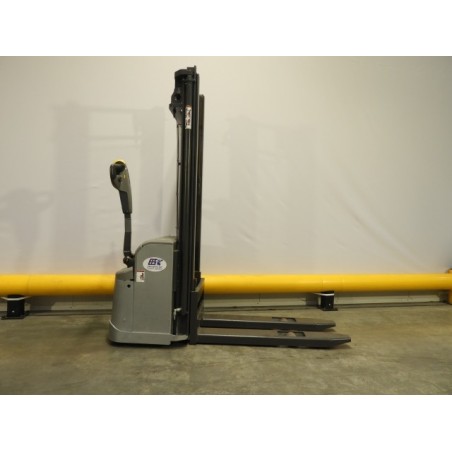 NEUWERTH Logistics SA - Nissan - PS125TV329 - Gerbeur électrique NEUWERTH Logistics SA - Nissan - PS125TV329 - Gerbeur électrique