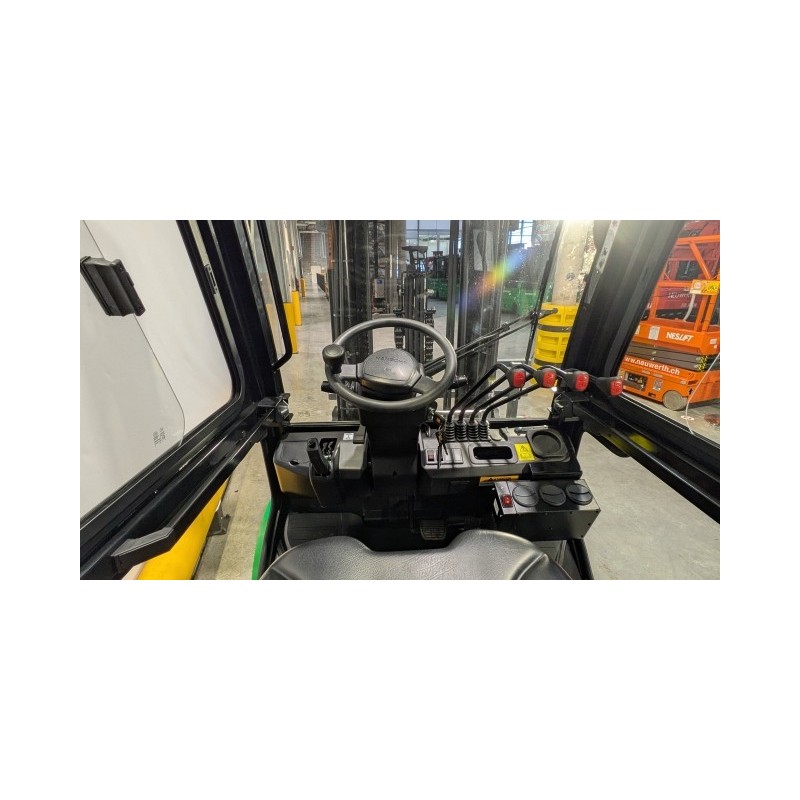 NEUWERTH Logistics SA - Hangcha - CPD35-XD6-SI21 - Chariot-élévateur électrique NEUWERTH Logistics SA - Hangcha - CPD35-XD6-SI21 - Chariot-élévateur électrique