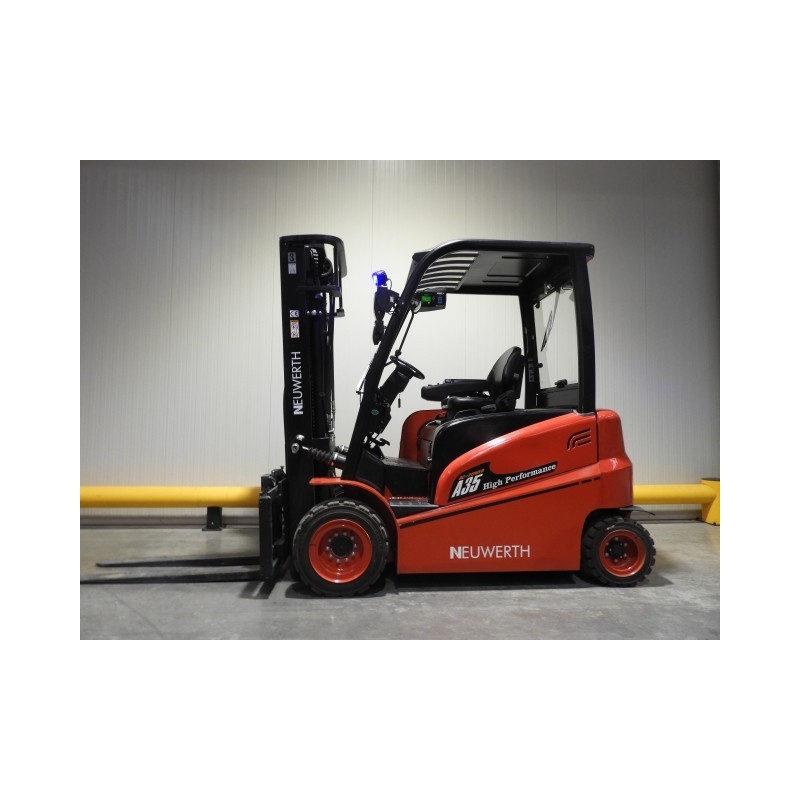 NEUWERTH Logistics SA - Hangcha - CPD35-AC4H - Chariot-élévateur électrique NEUWERTH Logistics SA - Hangcha - CPD35-AC4H - Chariot-élévateur électrique