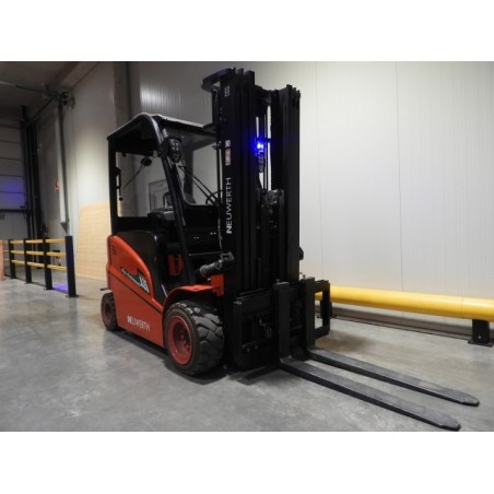 NEUWERTH Logistics SA - Hangcha - CPD35-AC4H - Chariot-élévateur électrique NEUWERTH Logistics SA - Hangcha - CPD35-AC4H - Chariot-élévateur électrique