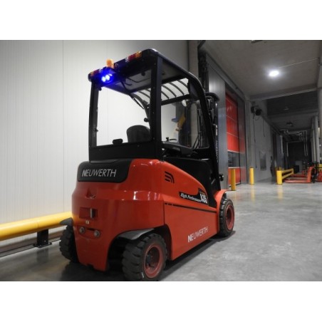 NEUWERTH Logistics SA - Hangcha - CPD35-AC4H - Chariot-élévateur électrique NEUWERTH Logistics SA - Hangcha - CPD35-AC4H - Chariot-élévateur électrique