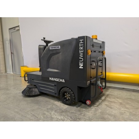 NEUWERTH Logistics SA - Hangcha - B1350 - Balayeuse NEUWERTH Logistics SA - Hangcha - B1350 - Balayeuse