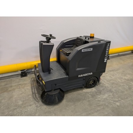 NEUWERTH Logistics SA - Hangcha - B1350 - Balayeuse NEUWERTH Logistics SA - Hangcha - B1350 - Balayeuse