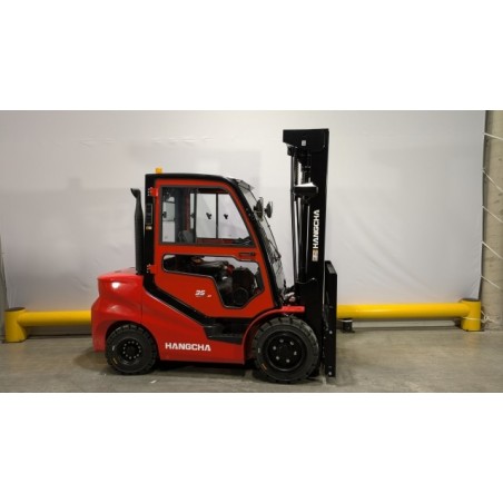 NEUWERTH Logistics SA - Hangcha - CPCD35-X2H7F1 - Chariot-élévateur Diesel NEUWERTH Logistics SA - Hangcha - CPCD35-X2H7F1 - Chariot-élévateur Diesel