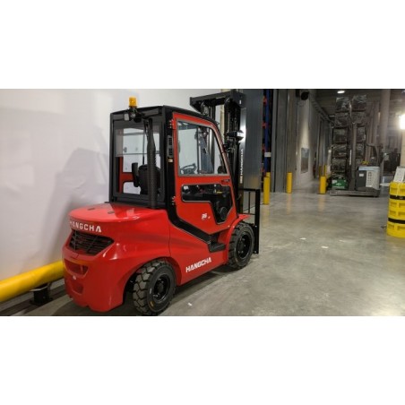 NEUWERTH Logistics SA - Hangcha - CPCD35-X2H7F1 - Chariot-élévateur Diesel NEUWERTH Logistics SA - Hangcha - CPCD35-X2H7F1 - Chariot-élévateur Diesel