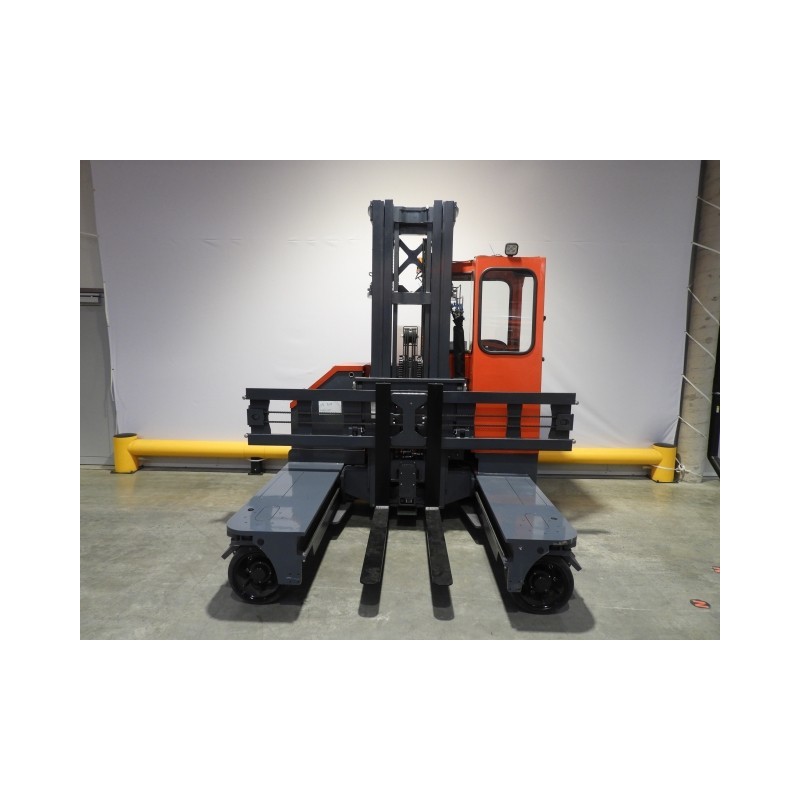 NEUWERTH Logistics SA - Mima - MQC30D - Chariot-élévateur multidirectionnel NEUWERTH Logistics SA - Mima - MQC30D - Chariot-élévateur multidirectionnel