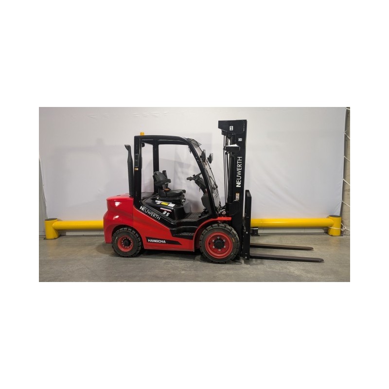 NEUWERTH Logistics SA - Hangcha - CPCD35-X2H7F1 - Chariot-élévateur Diesel NEUWERTH Logistics SA - Hangcha - CPCD35-X2H7F1 - Chariot-élévateur Diesel