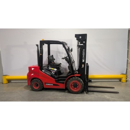 NEUWERTH Logistics SA - Hangcha - CPCD35-X2H7F1 - Chariot-élévateur Diesel NEUWERTH Logistics SA - Hangcha - CPCD35-X2H7F1 - Chariot-élévateur Diesel