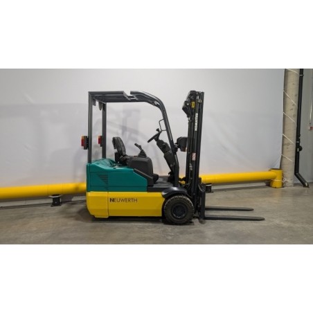 NEUWERTH Logistics SA - Komatsu - FB15M-2R AC - Chariot-élévateur électrique NEUWERTH Logistics SA - Komatsu - FB15M-2R AC - Chariot-élévateur électrique
