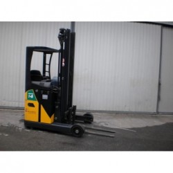 NEUWERTH Logistics SA - Komatsu - FB14RJ-2R AC - Chariot à mât retractable 2