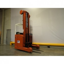 NEUWERTH Logistics SA - Bt - rt 2000/2 - Chariot à mât retractable 2