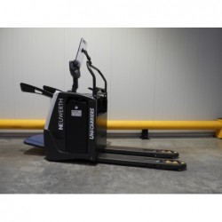 NEUWERTH Logistics SA - Atlet - PLF 250 - Transpalette électrique