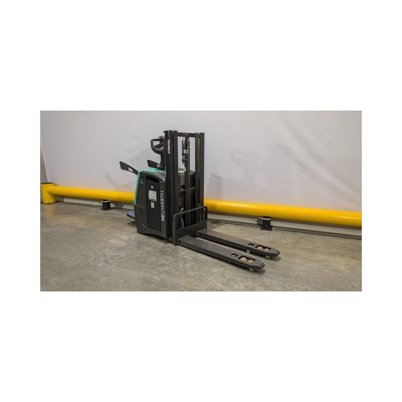 NEUWERTH Logistics SA - Mitsubishi - PBV20N3D - Gerbeur électrique NEUWERTH Logistics SA - Mitsubishi - PBV20N3D - Gerbeur électrique
