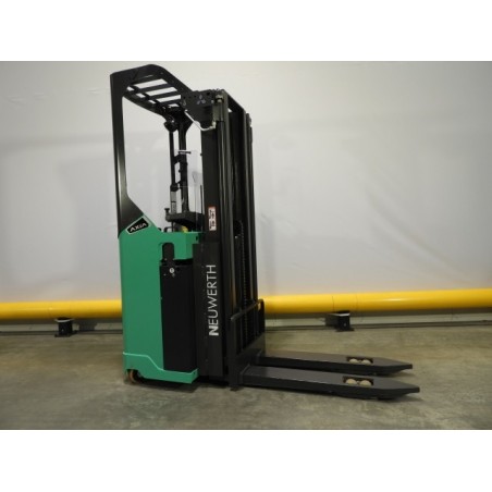 NEUWERTH Logistics SA - Mitsubishi - SBR16N2I - Gerbeur électrique NEUWERTH Logistics SA - Mitsubishi - SBR16N2I - Gerbeur électrique