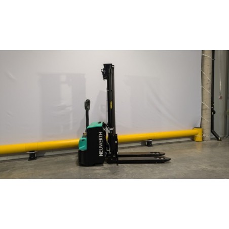 NEUWERTH Logistics SA - Mitsubishi - SBP12N3I - Gerbeur électrique NEUWERTH Logistics SA - Mitsubishi - SBP12N3I - Gerbeur électrique