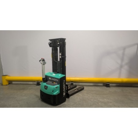 NEUWERTH Logistics SA - Mitsubishi - SBP12N2 - Gerbeur électrique NEUWERTH Logistics SA - Mitsubishi - SBP12N2 - Gerbeur électrique