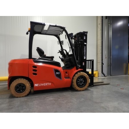 NEUWERTH Logistics SA - Hangcha - CPD50-XXC4 - Chariot-élévateur électrique