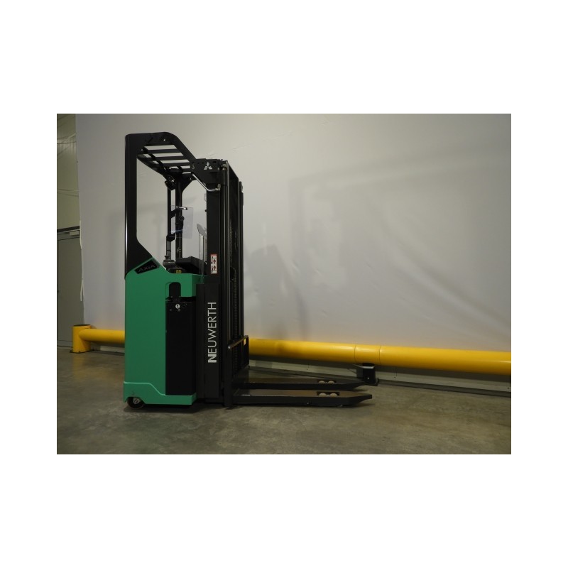 NEUWERTH Logistics SA - Mitsubishi - SBR16N2I - Gerbeur électrique NEUWERTH Logistics SA - Mitsubishi - SBR16N2I - Gerbeur électrique