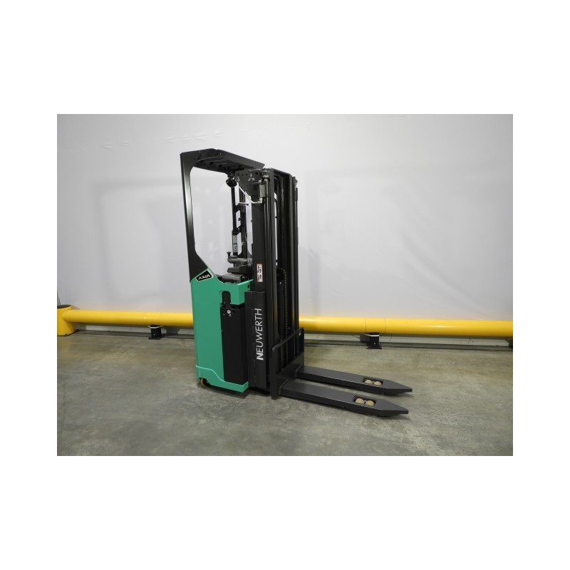 NEUWERTH Logistics SA - Mitsubishi - SBR16N2I - Gerbeur électrique NEUWERTH Logistics SA - Mitsubishi - SBR16N2I - Gerbeur électrique