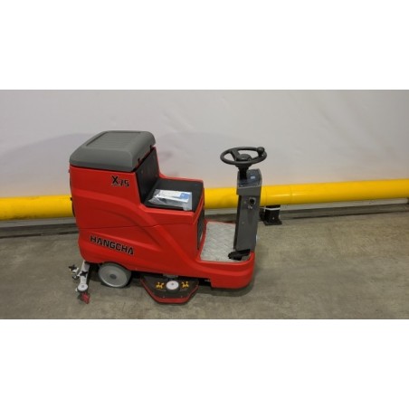 NEUWERTH Logistics SA - Hangcha - X75 - Balayeuse NEUWERTH Logistics SA - Hangcha - X75 - Balayeuse