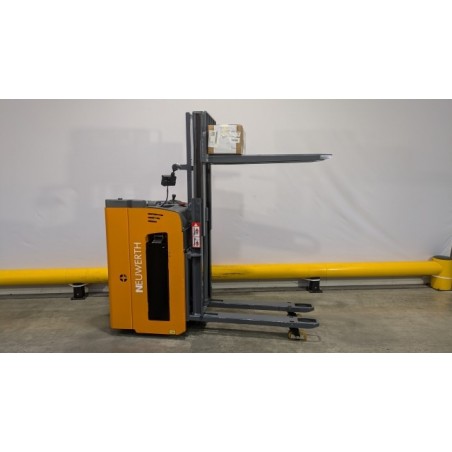 NEUWERTH Logistics SA - Omg - VIRTUS 20 RX-C AC - Transpalette électrique NEUWERTH Logistics SA - Omg - VIRTUS 20 RX-C AC - Transpalette électrique