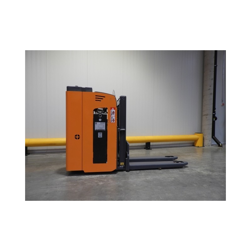 NEUWERTH Logistics SA - Omg - VIRTUS 20RX-C - Transpalette électrique NEUWERTH Logistics SA - Omg - VIRTUS 20RX-C - Transpalette électrique