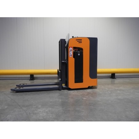 NEUWERTH Logistics SA - Omg - VIRTUS 20RX-C - Transpalette électrique NEUWERTH Logistics SA - Omg - VIRTUS 20RX-C - Transpalette électrique