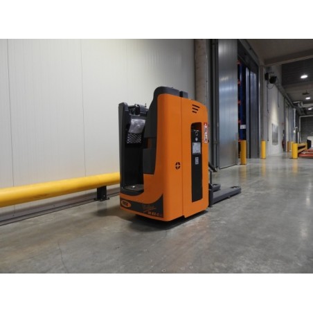 NEUWERTH Logistics SA - Omg - VIRTUS 20RX-C - Transpalette électrique NEUWERTH Logistics SA - Omg - VIRTUS 20RX-C - Transpalette électrique