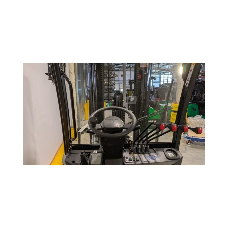 NEUWERTH Logistics SA - Hangcha - CPD18-AEY2-I - Chariot-élévateur électrique