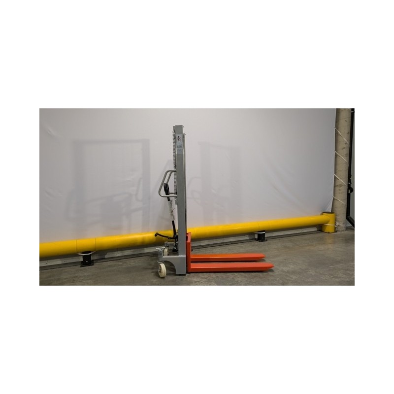 NEUWERTH Logistics SA - Neslift - SM 1000 E - Gerbeur manuel