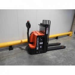 NEUWERTH Logistics SA - Neslift - SR 1000 TD - Gerbeur électrique