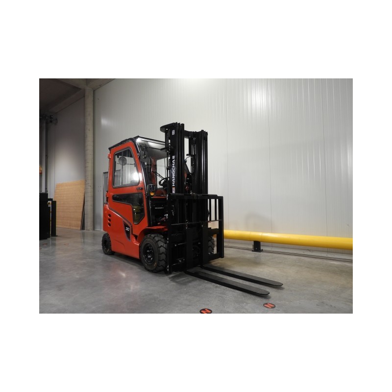 NEUWERTH Logistics SA - Hangcha - CPD30-XC4 - Chariot-élévateur électrique