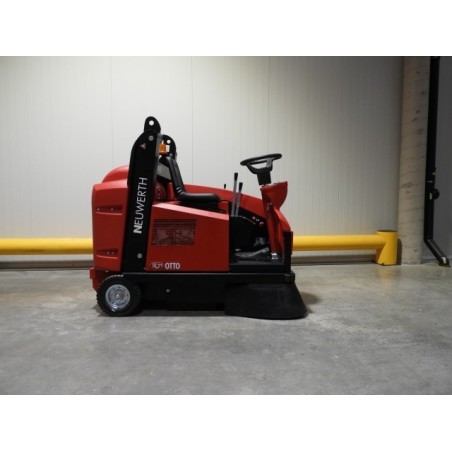 NEUWERTH Logistics SA - Rcm - OTTO E TOP - Balayeuse NEUWERTH Logistics SA - Rcm - OTTO E TOP - Balayeuse